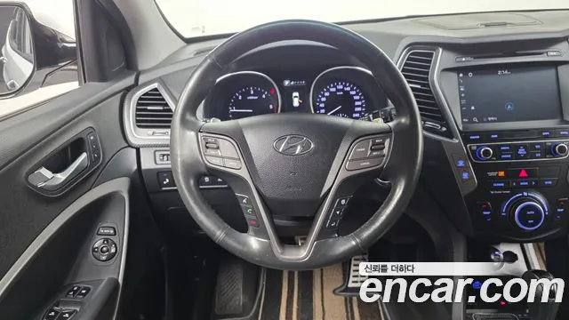 Hyundai Santafe 2018 thumb 5