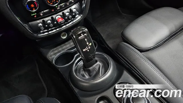 Mini Cooper Clubman 2022 thumb 9
