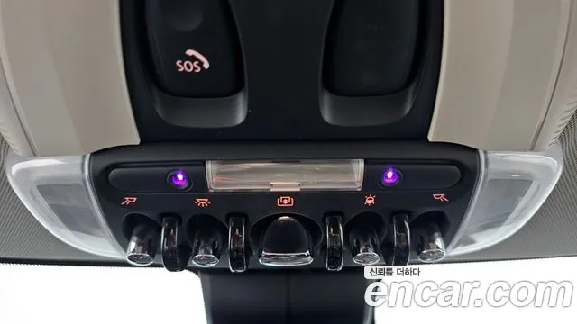 Mini Cooper Clubman 2022 thumb 12