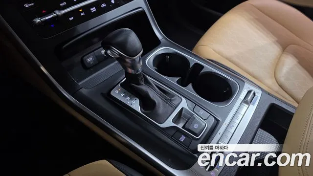 Kia Carnival 2022 thumb 9