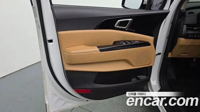 Kia Carnival 2022 thumb 5