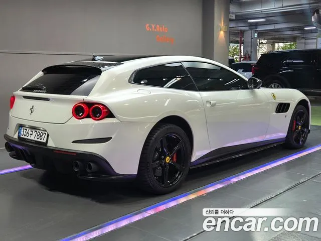 Ferrari GTC4 Lusso 2019 thumb 7