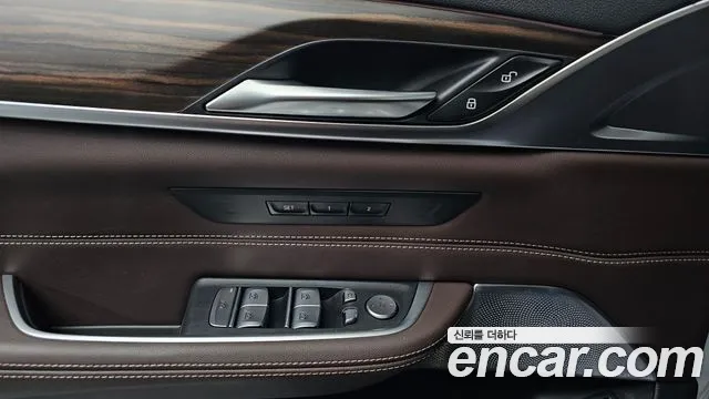 BMW 6 серии Gran Turismo 2022 thumb 10