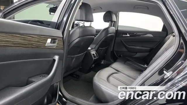 Hyundai LF 2014 thumb 12