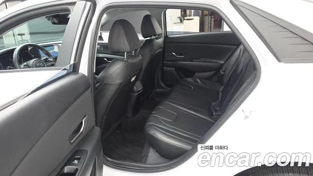 Hyundai Elantra 2021 thumb 11