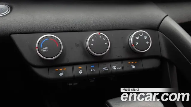 Hyundai Elantra 2021 thumb 12
