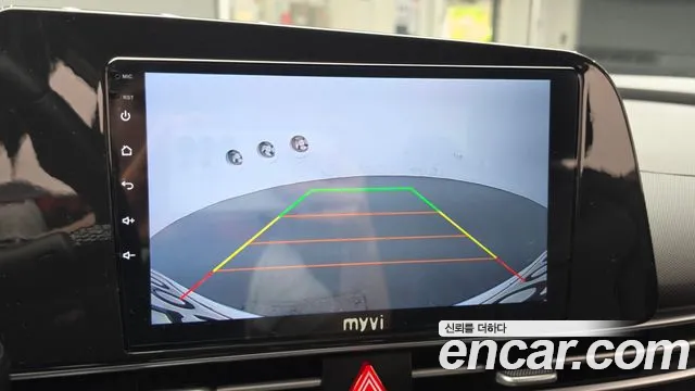 Hyundai Elantra 2021 thumb 3