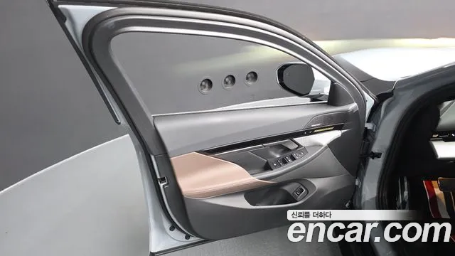 BMW 5 серии 2024 thumb 7