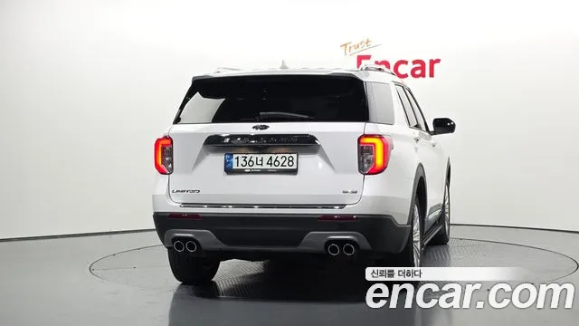 Ford Explorer 2021 thumb 11