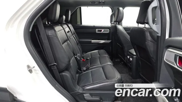 Ford Explorer 2021 thumb 2