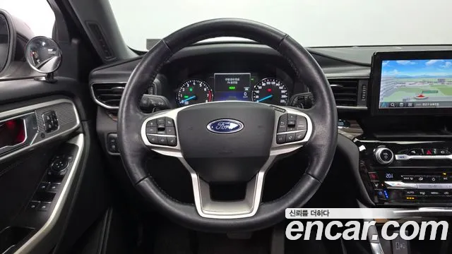 Ford Explorer 2021 thumb 12