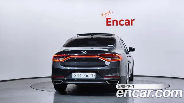 Hyundai Grandeur 2017 thumb 6