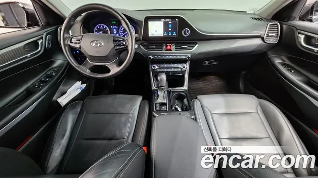 Hyundai Grandeur 2017 thumb 9