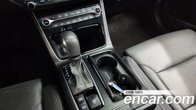 Hyundai Grandeur 2017 thumb 10