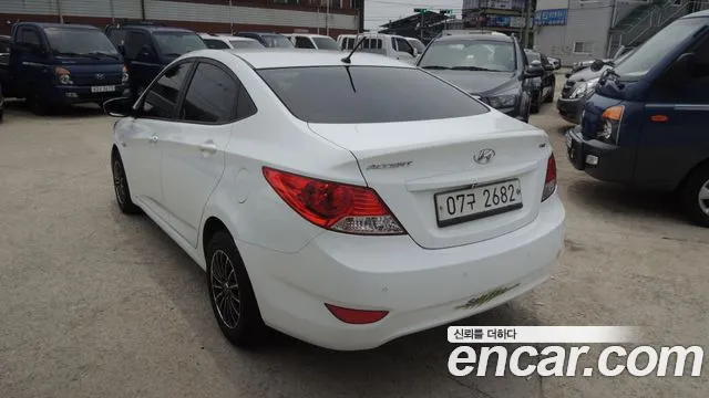 Hyundai Accent 2014 thumb 5