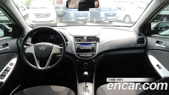 Hyundai Accent 2014 thumb 12