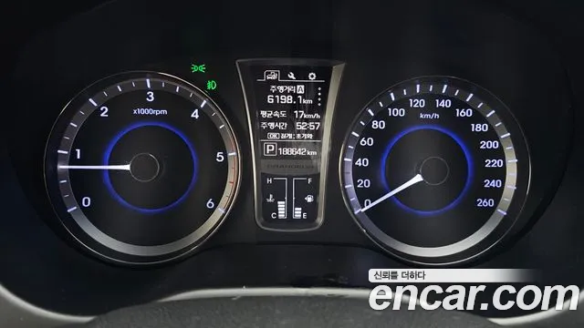 Hyundai Grandeur 2015 thumb 12