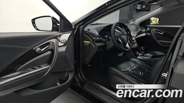 Hyundai Grandeur 2015 thumb 4