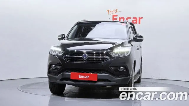 KGM Rexton 2019 thumb 11