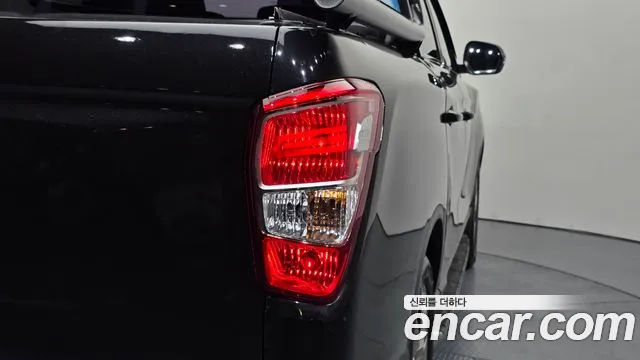 KGM Rexton 2019 thumb 6