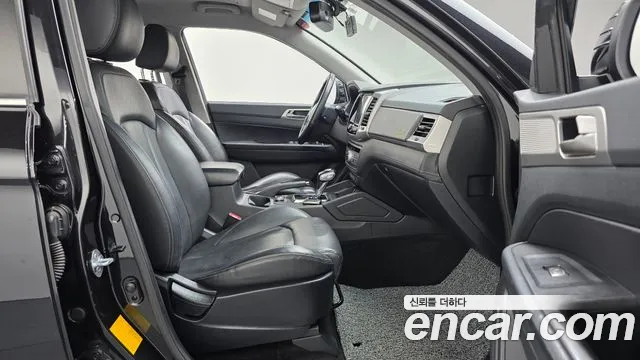 KGM Rexton 2019 thumb 2