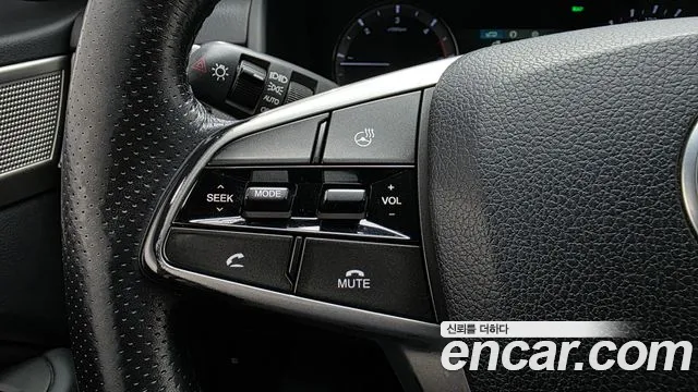KGM Rexton 2019 thumb 8