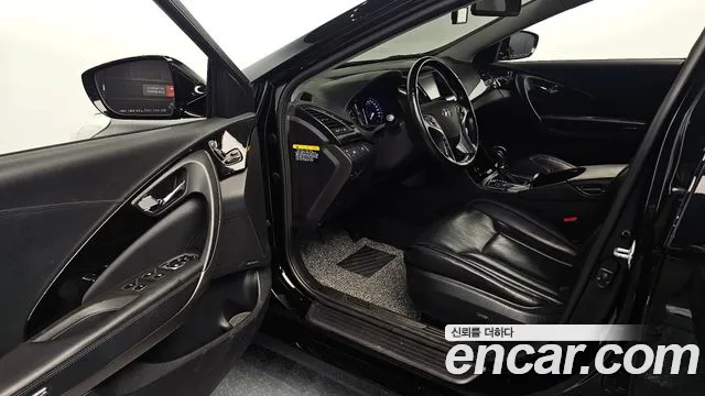 Hyundai Grandeur 2016 thumb 3
