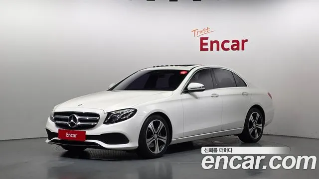 Mercedes-Benz E-Class 2016 thumb 2
