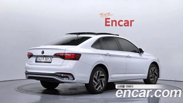 Volkswagen Jetta 2024 thumb 10