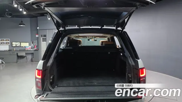 Land Rover Range Rover 2019 thumb 10
