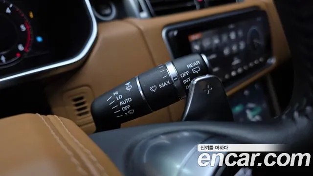 Land Rover Range Rover 2019 thumb 12