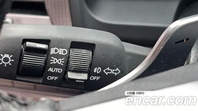 KGM Rexton 2021 thumb 12