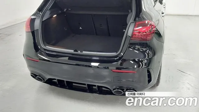 Mercedes-Benz A-Class 2024 thumb 6