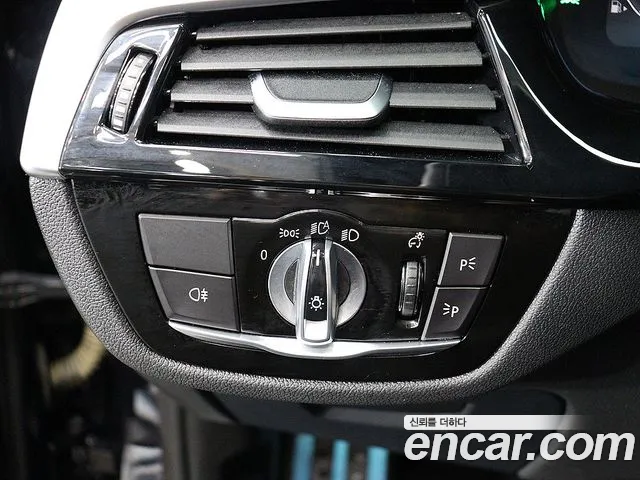 BMW 5 серии 2021 thumb 8
