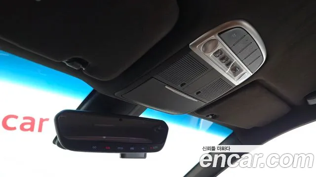 Genesis G90 2019 thumb 3