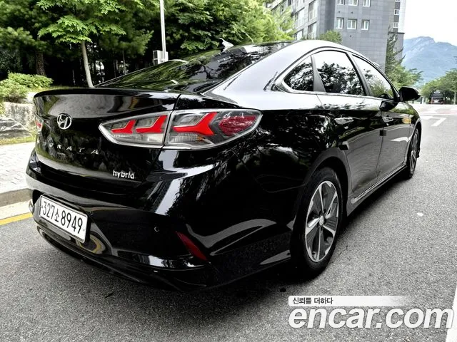 Hyundai Hybrid 2017 thumb 10