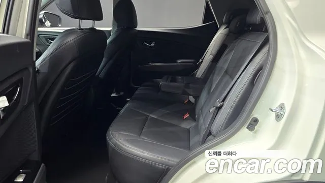 KGM Tivoli 2017 thumb 4