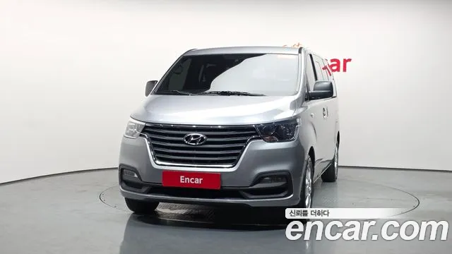 Hyundai Staria 2019 thumb 10
