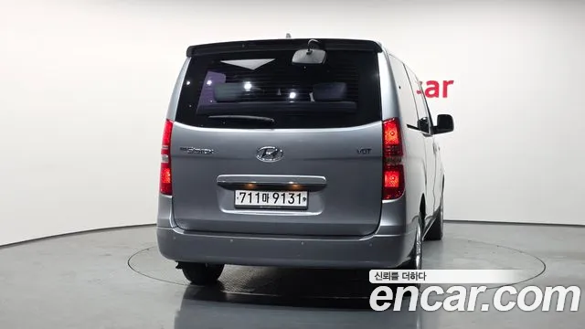 Hyundai Staria 2019 thumb 8