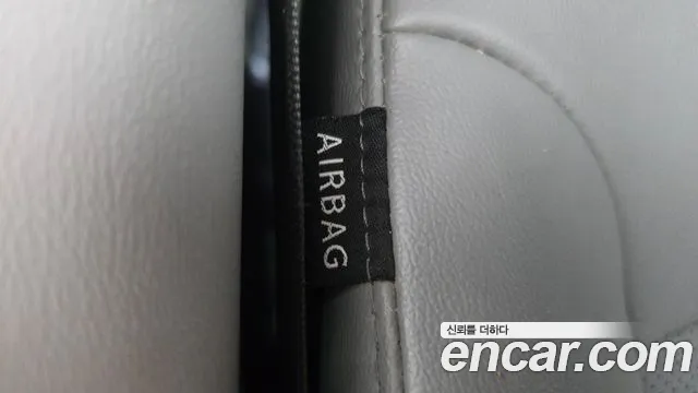 Hyundai Staria 2019 thumb 7