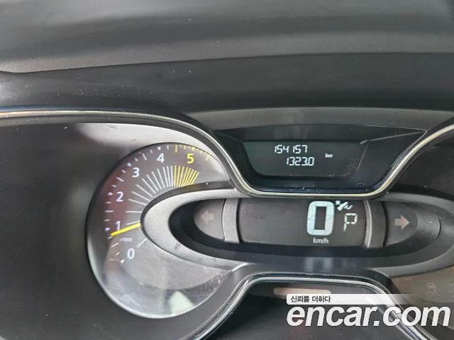 Renault QM3 2014 thumb 2