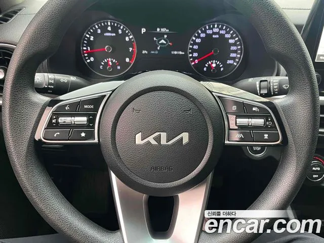 Kia K3 2022 thumb 4
