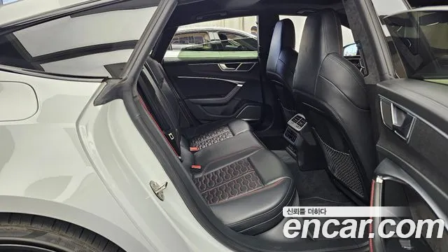 Audi RS7 2021 thumb 8