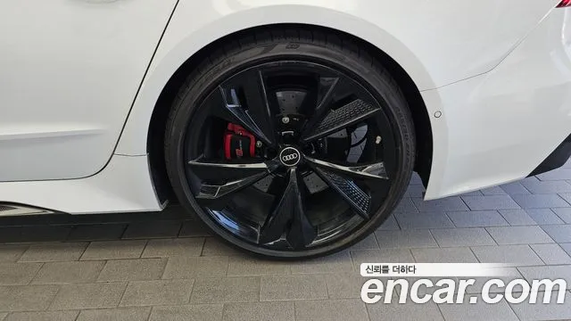 Audi RS7 2021 thumb 2