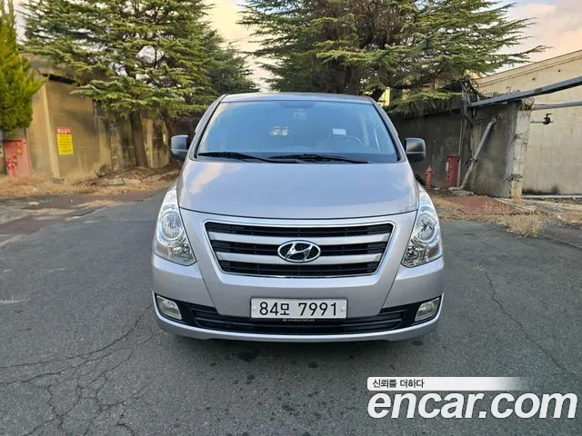 Hyundai Staria 2016 thumb 2