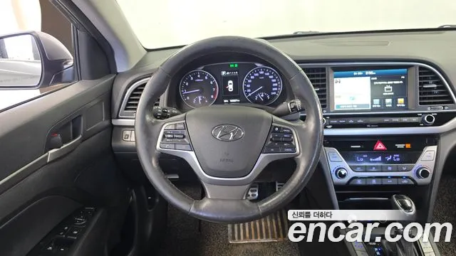 Hyundai Avante 2016 thumb 5