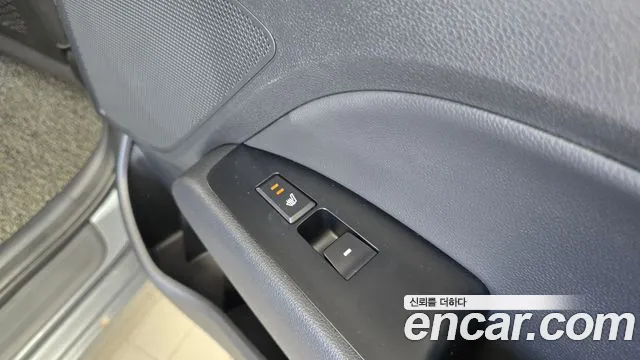 Hyundai Avante 2016 thumb 11