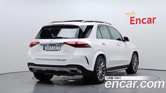 Mercedes-Benz E-Класс 2024 thumb 9