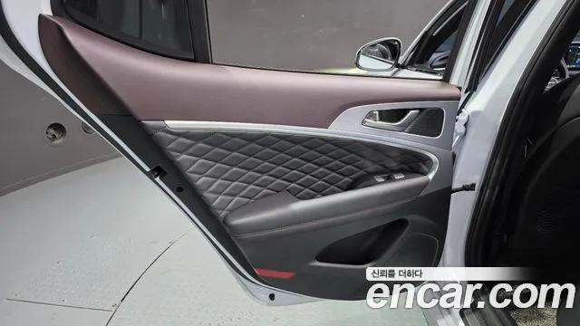 Genesis G70 2018 thumb 7