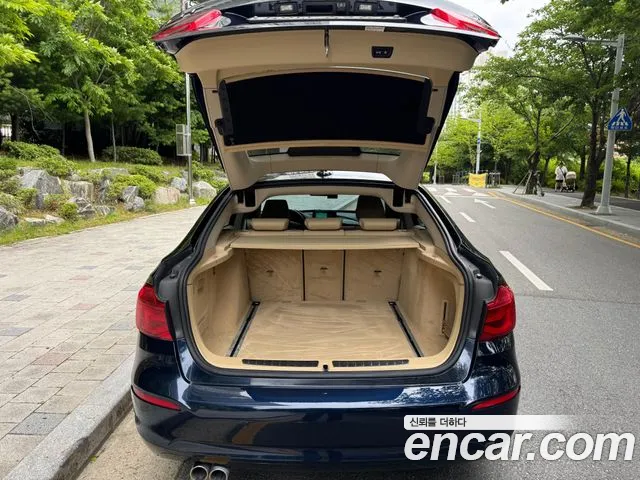 BMW 3 серии Gran Turismo 2018 thumb 9